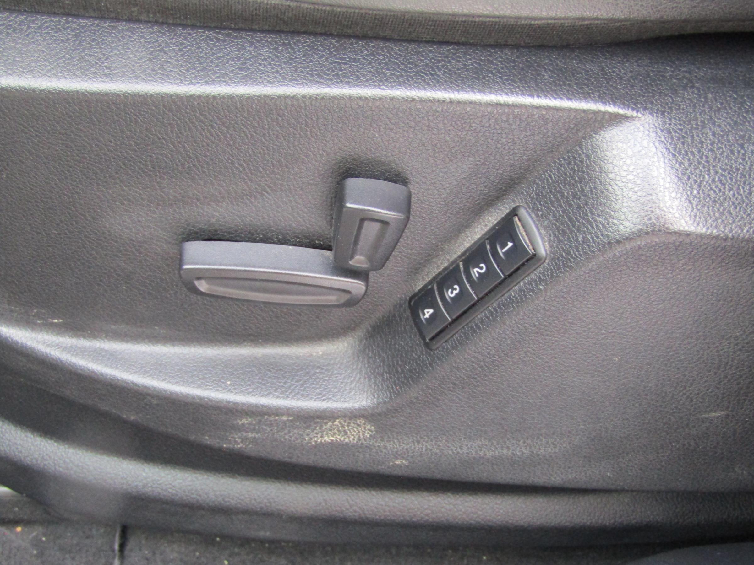 Ford Galaxy, 2014 - pohled č. 19