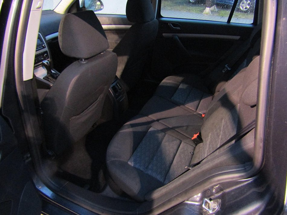 Škoda Octavia II 1.6 TDi Ambition