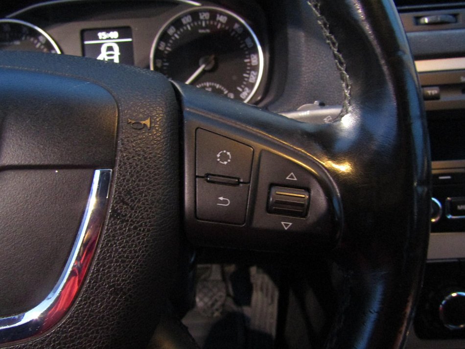 Škoda Octavia II 1.6 TDi Ambition