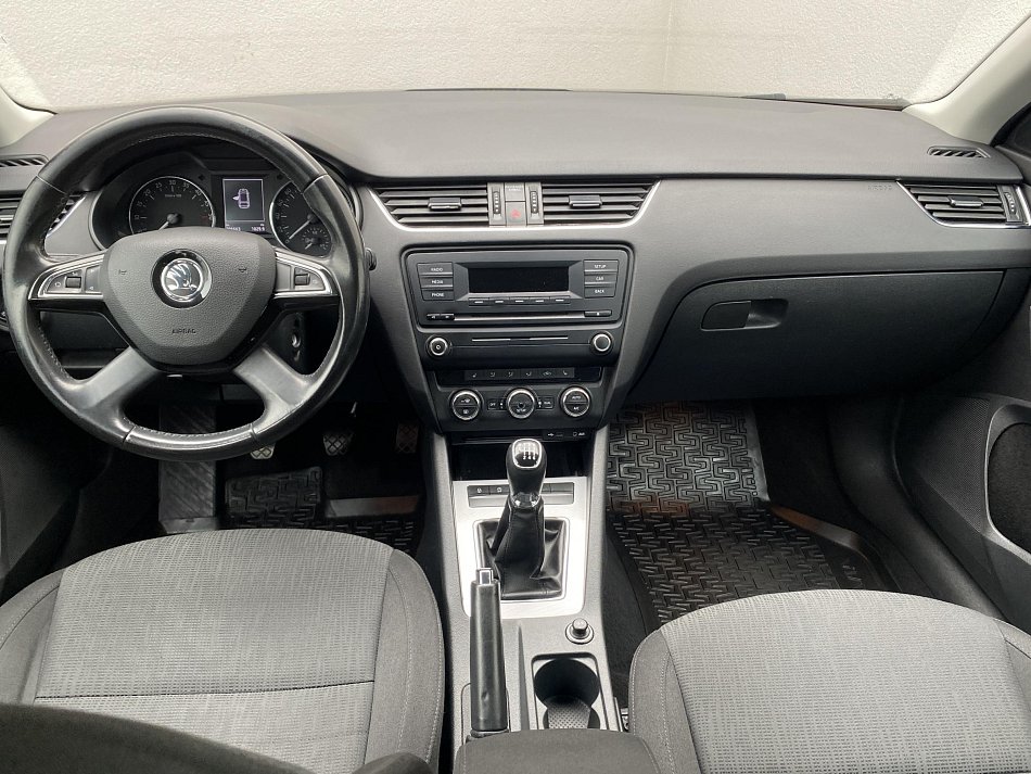 Škoda Octavia III 2.0TDi Elegance