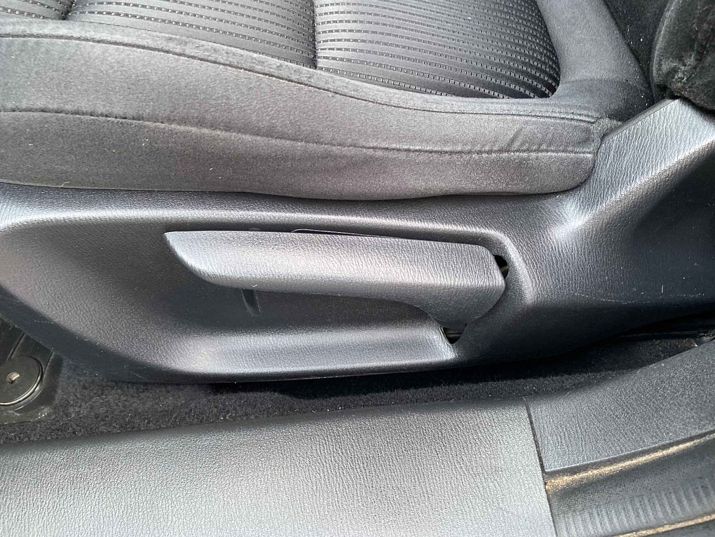 Mazda 6 2.0 i 
