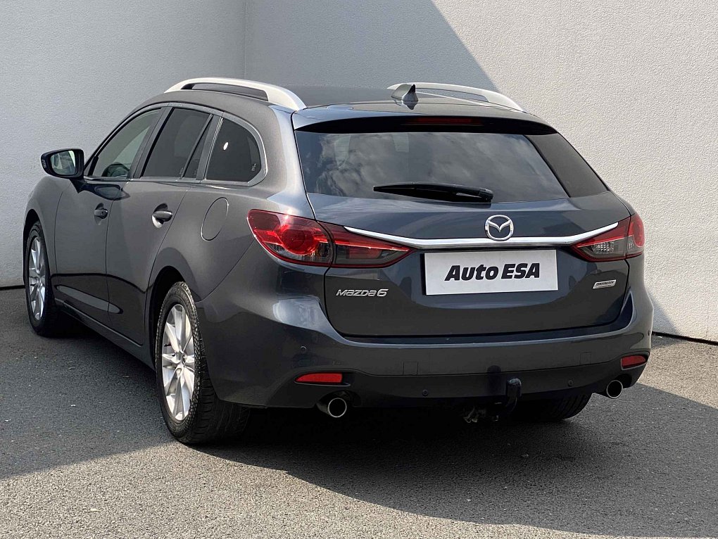 Mazda 6 2.0 i 