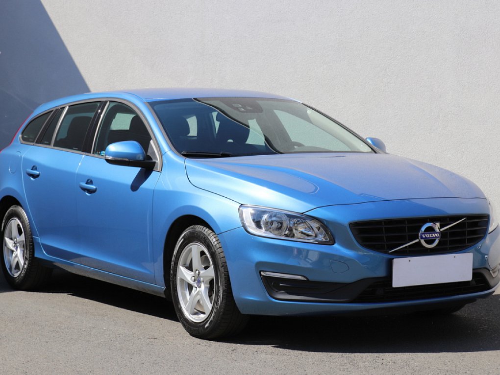 Volvo V60 2.0 T5  Cross Country