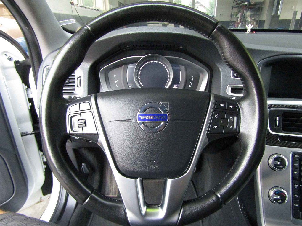Volvo V60 2.0 T5 Cross Country 4x4