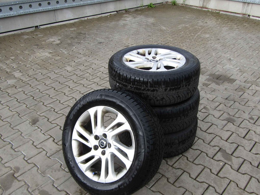 Volvo V60 2.0 T5 Cross Country 4x4