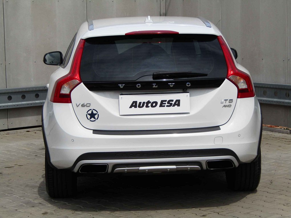 Volvo V60 2.0 T5 Cross Country 4x4