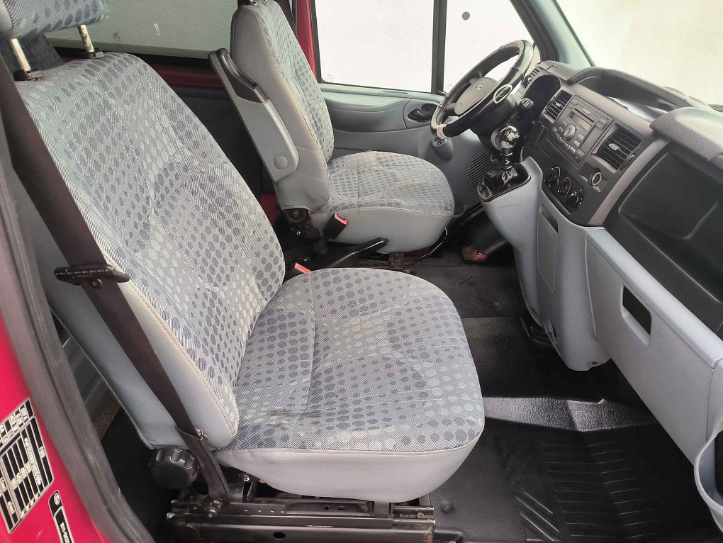 Ford Transit 2.2TDCi  6míst