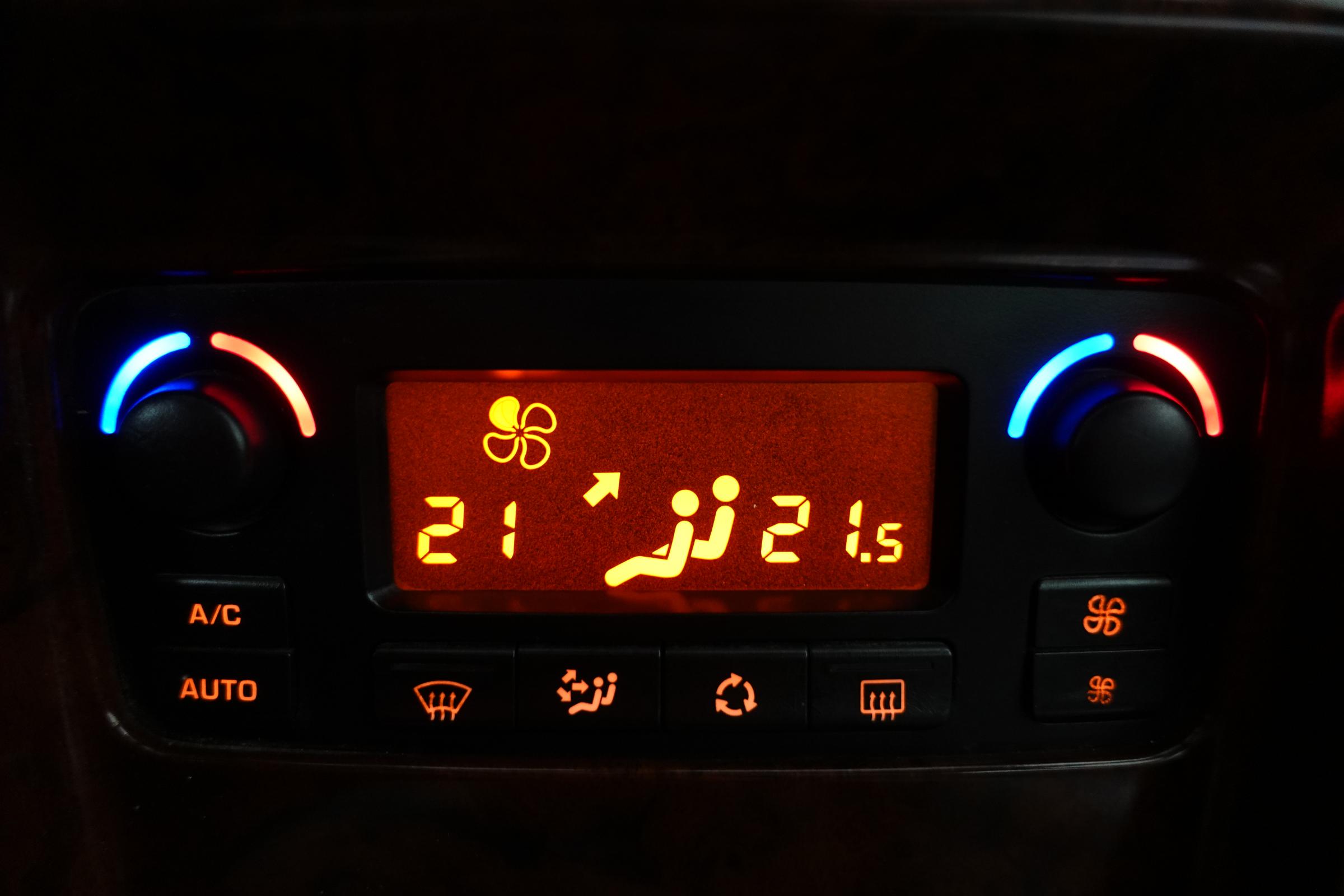 Peugeot 307, 2006 - pohled č. 17