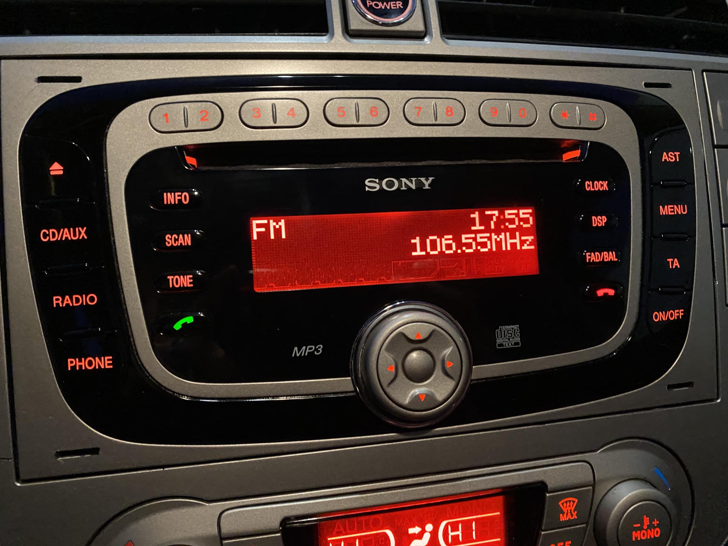 Ford Kuga, 2011 - pohled č. 15