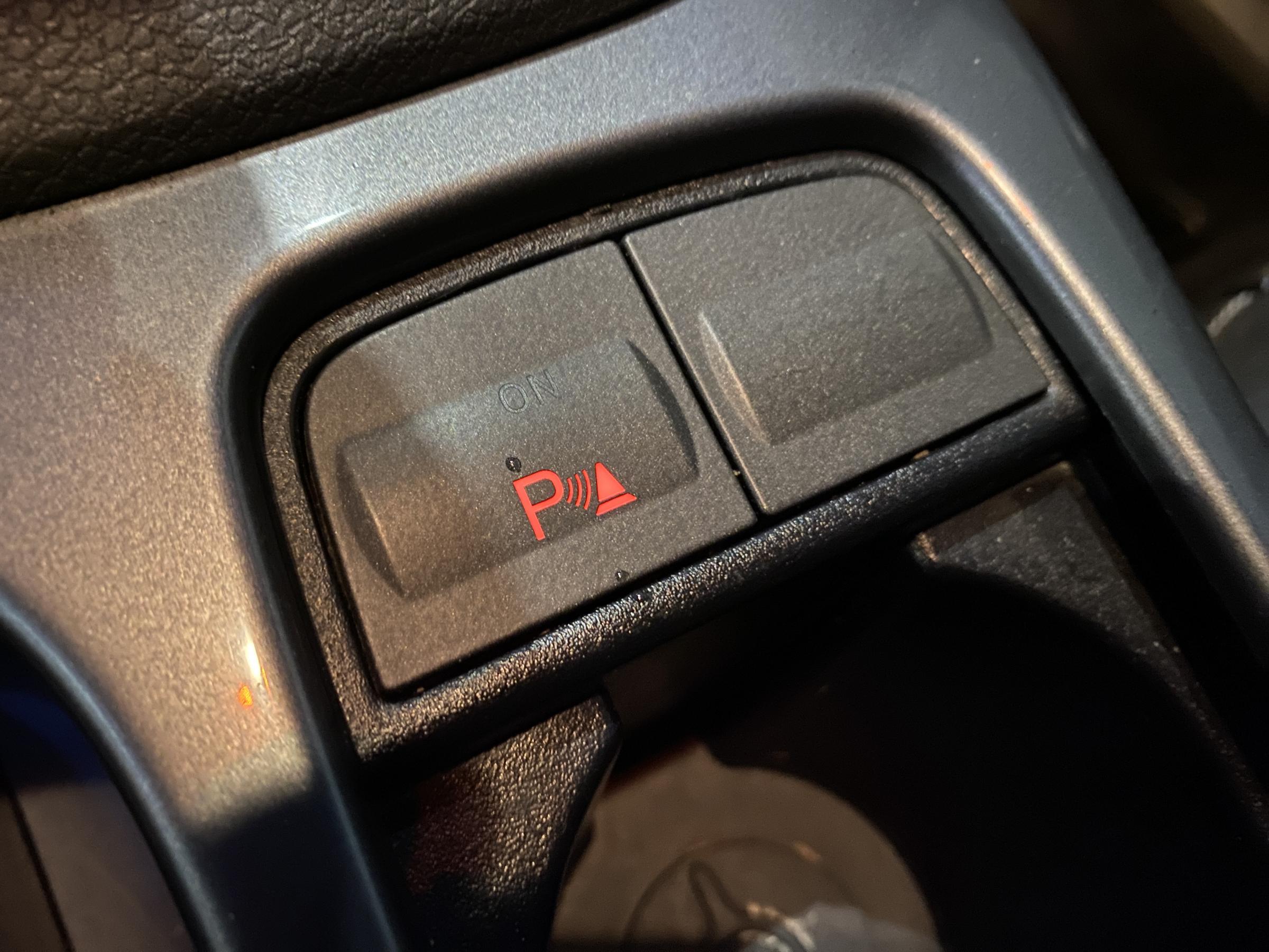 Ford Kuga, 2011 - pohled č. 16