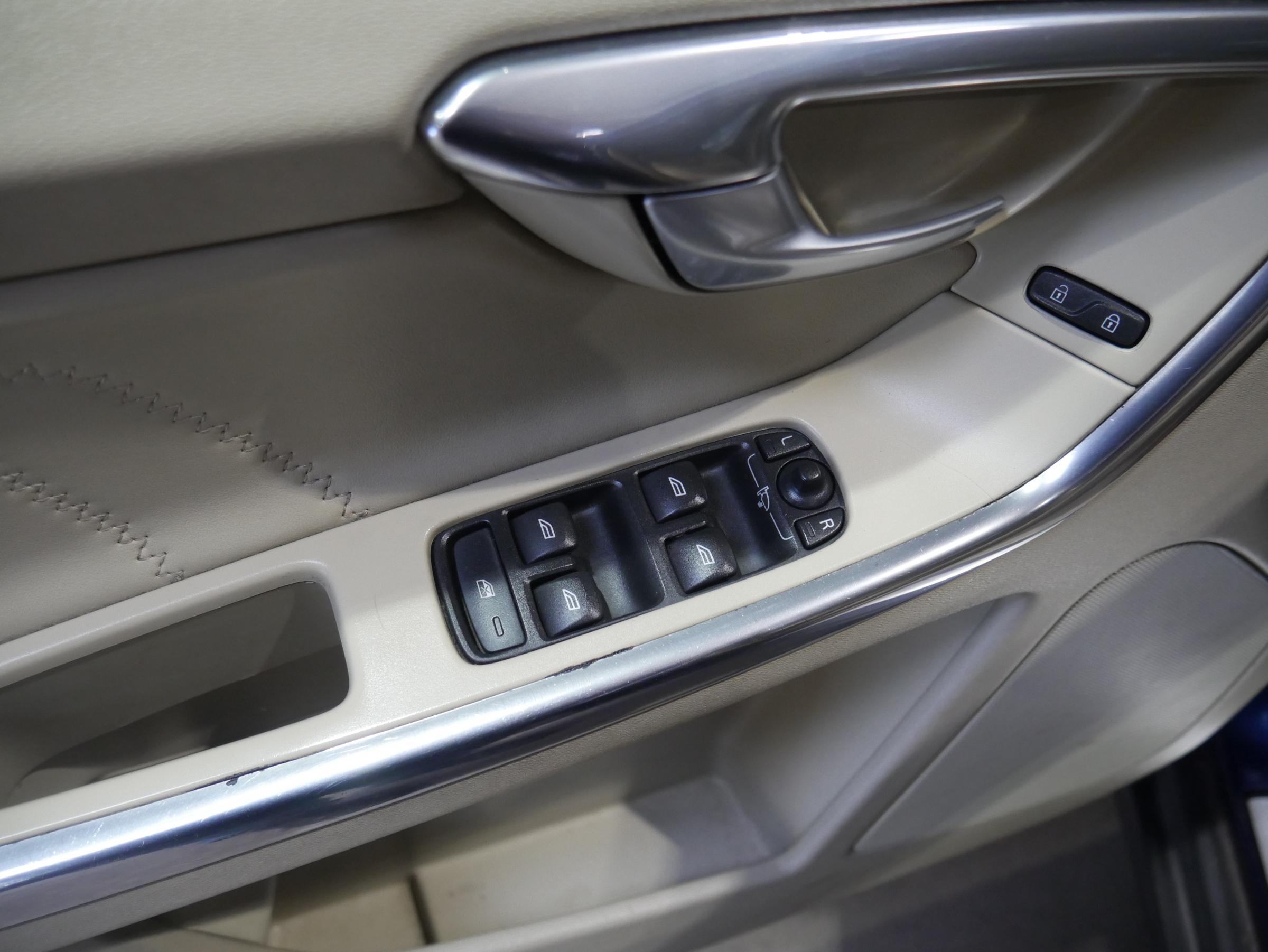 Volvo XC60, 2013 - pohled č. 11