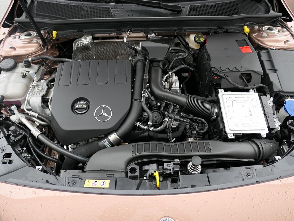 Mercedes-Benz Třída A 1.3  A200