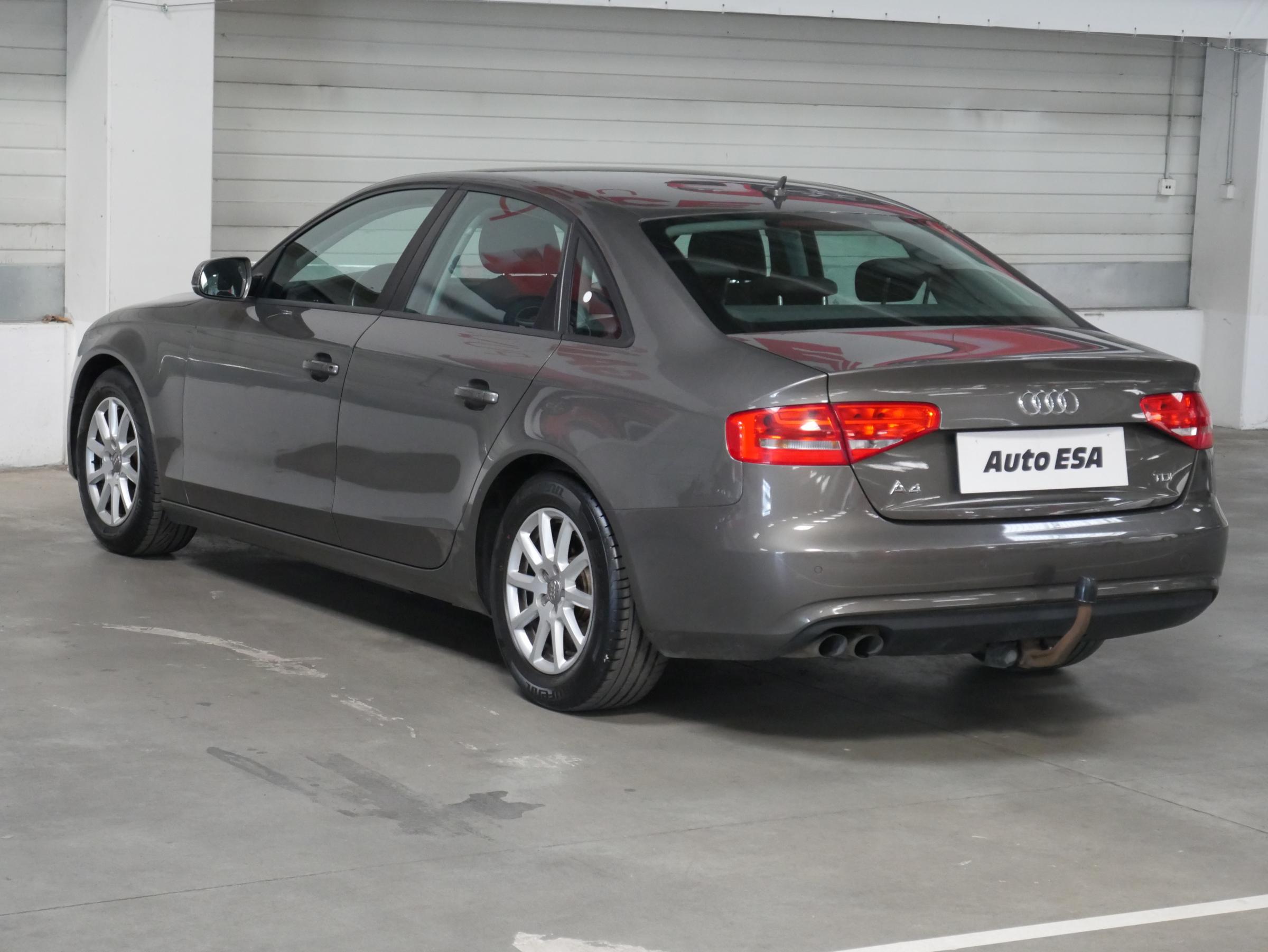 Audi A4, 2013 - pohled č. 6