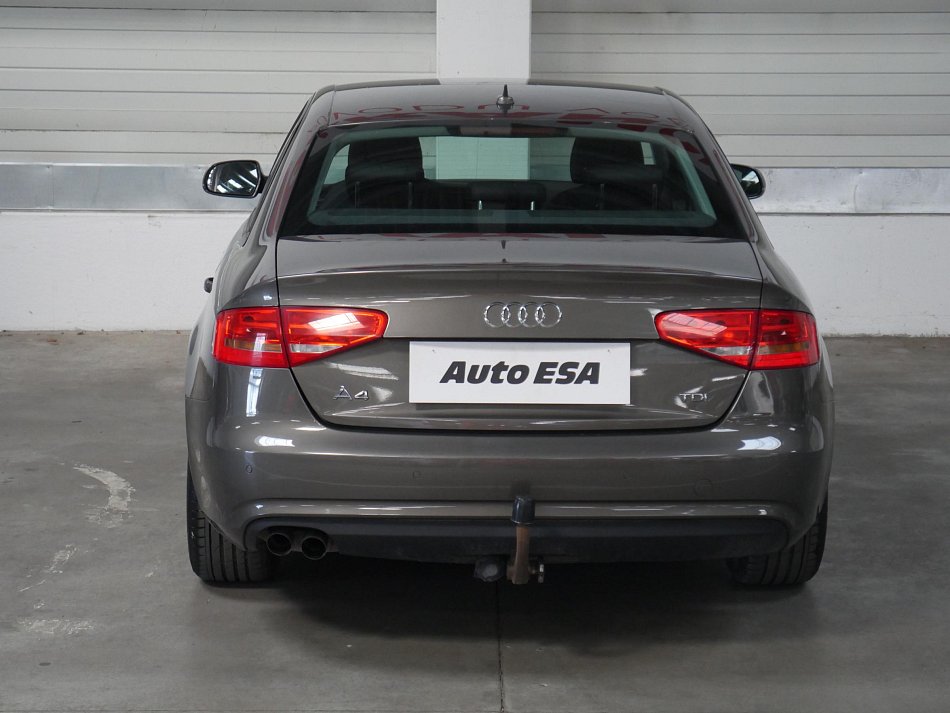 Audi A4 2.0 TDi 