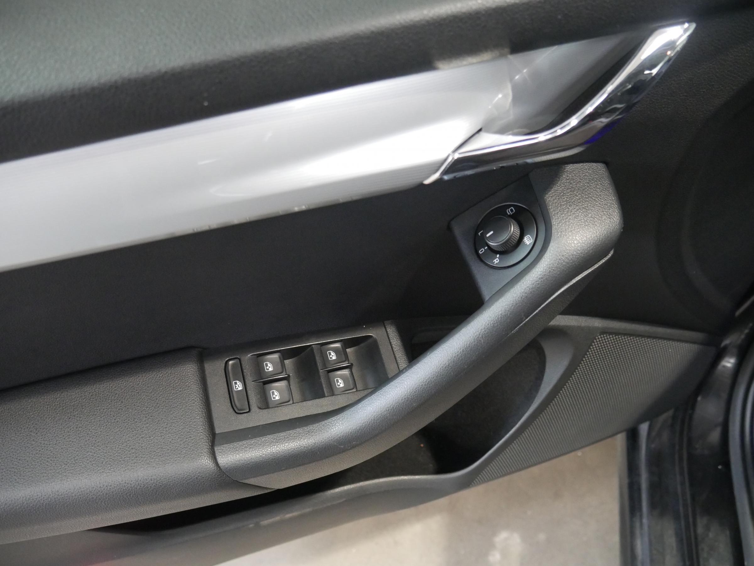 Škoda Octavia III, 2016 - pohled č. 12