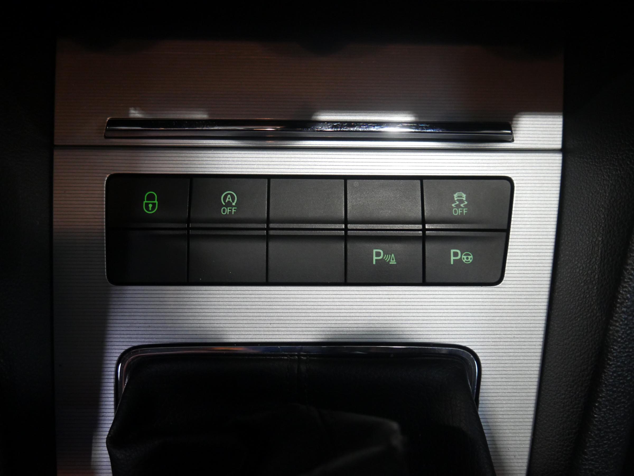 Škoda Octavia III, 2016 - pohled č. 19