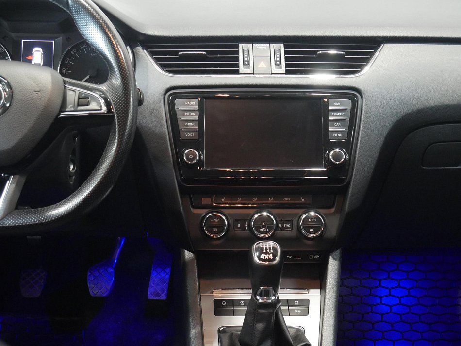 Škoda Octavia III 2.0 TDi  4x4