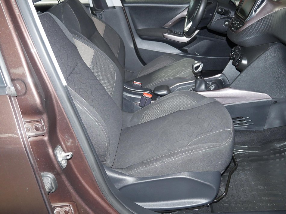Peugeot 2008 1.6 HDI 