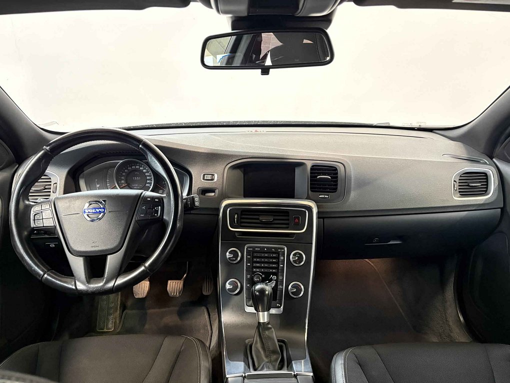 Volvo V60 1.6 D2 