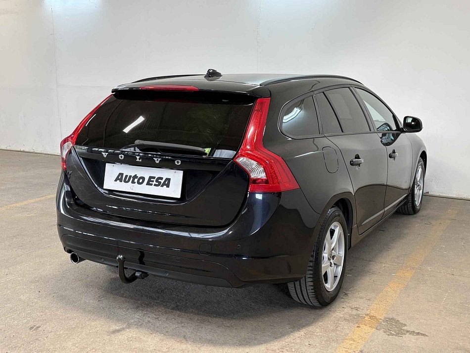 Volvo V60 1.6 D2 
