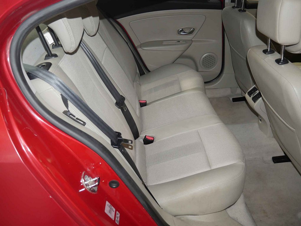 Renault Fluence 1.6 i 