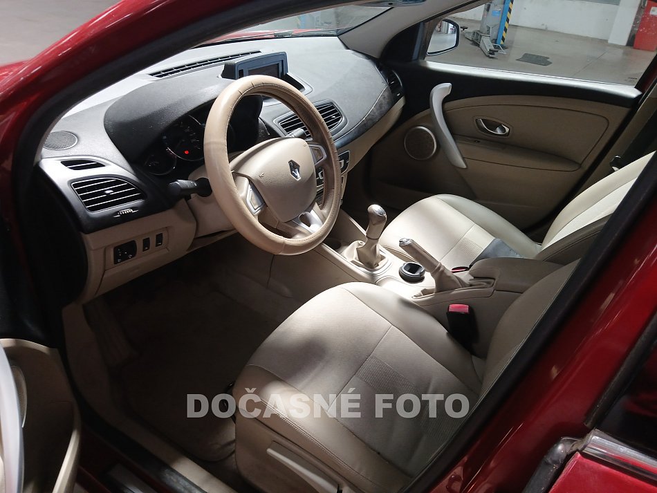 Renault Fluence 1.6 i 