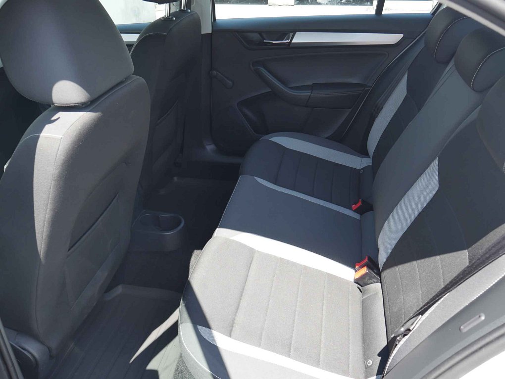 Škoda Rapid 1.0 TSI Ambition