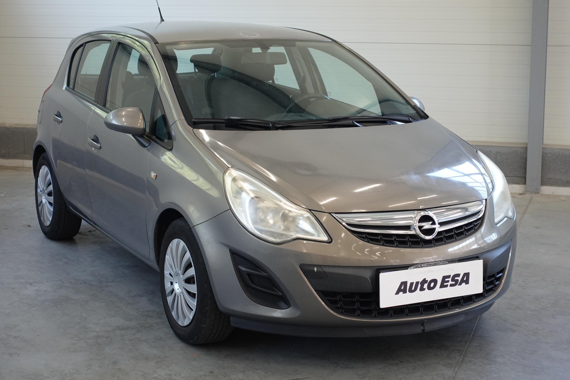 Opel Corsa, 2011 - celkový pohled