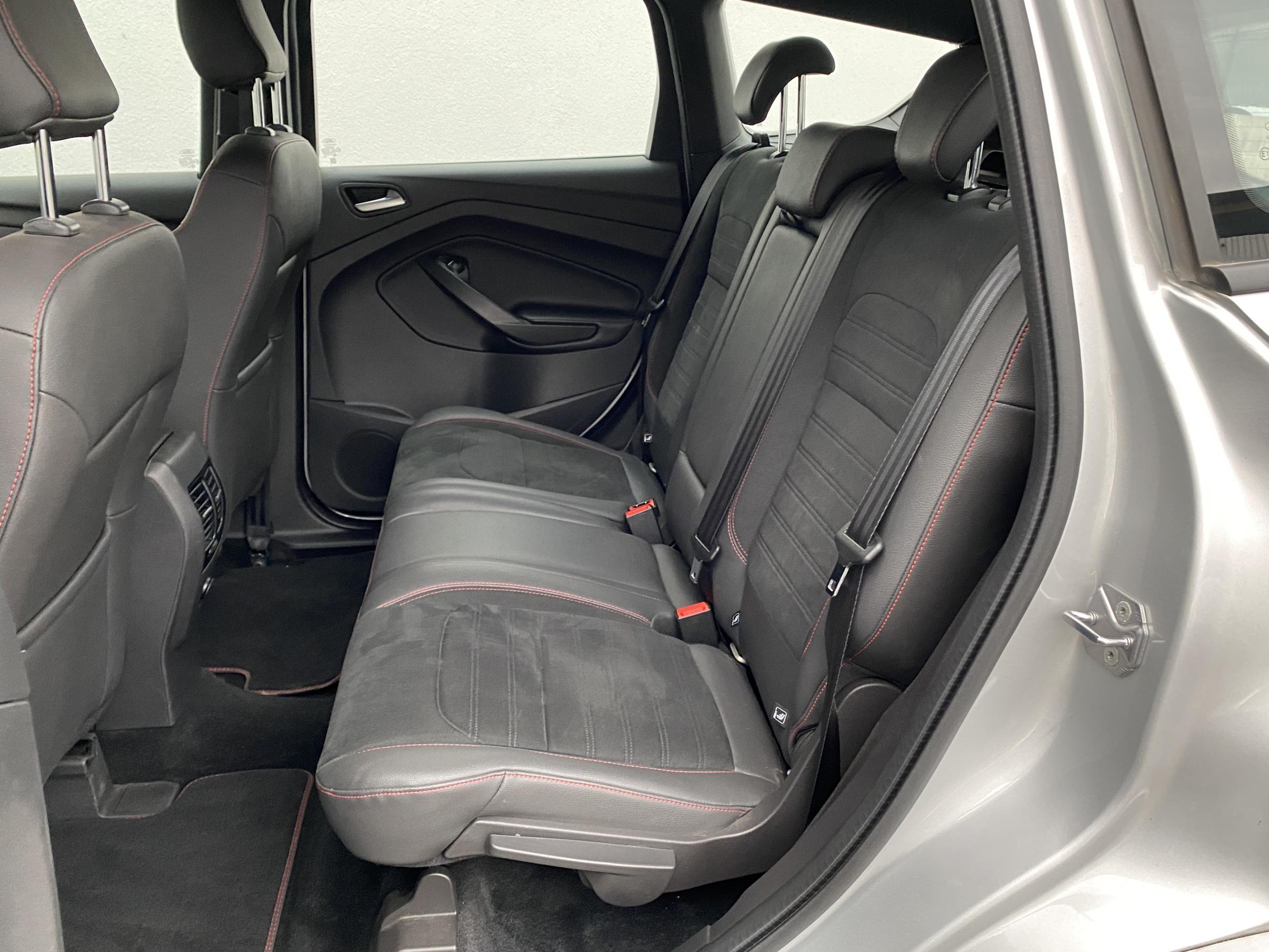 Ford Kuga, 2019 - pohled č. 10