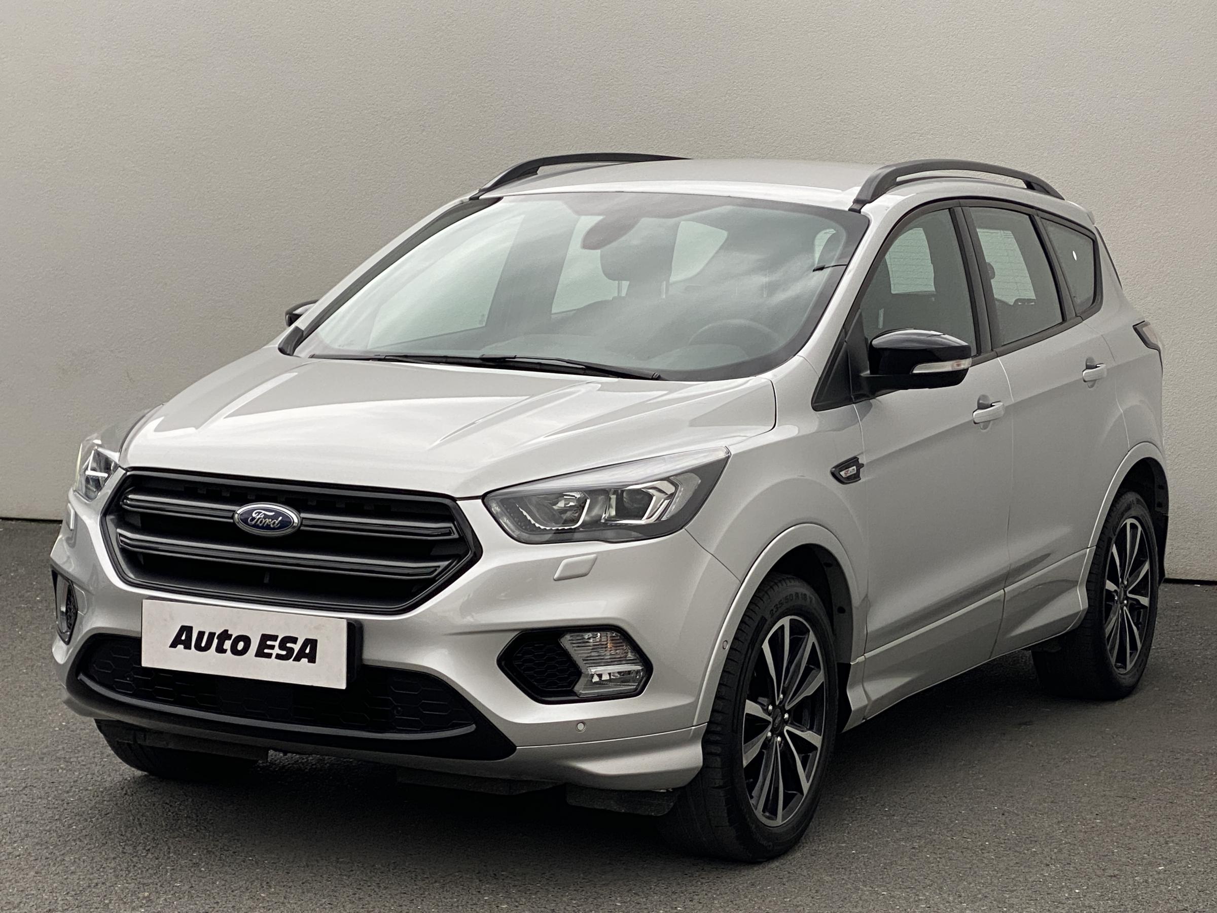 Ford Kuga, 2019 - pohled č. 3