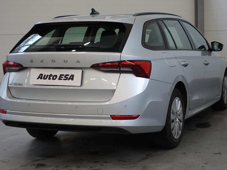 Škoda Octavia IV 2.0 TDi 