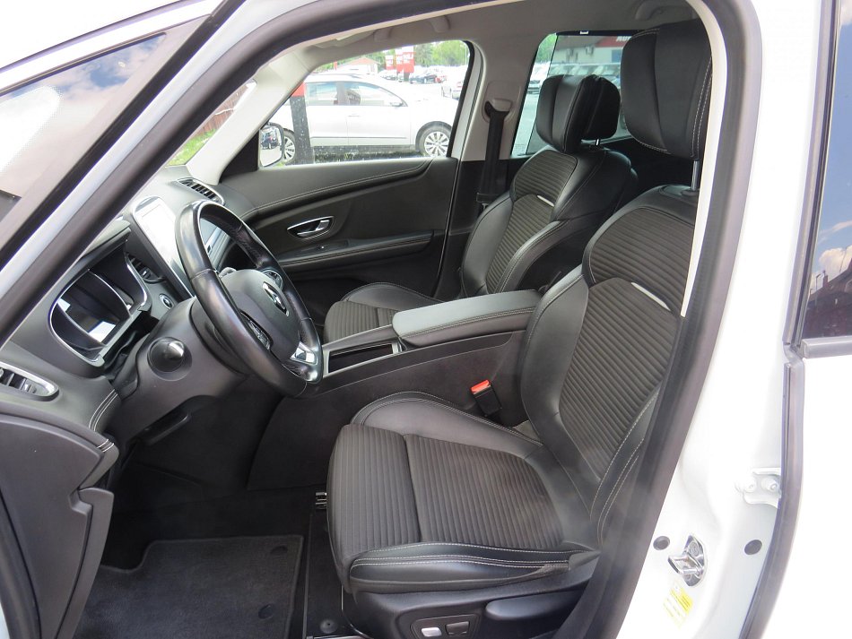 Renault Scénic 1.5 dCi 