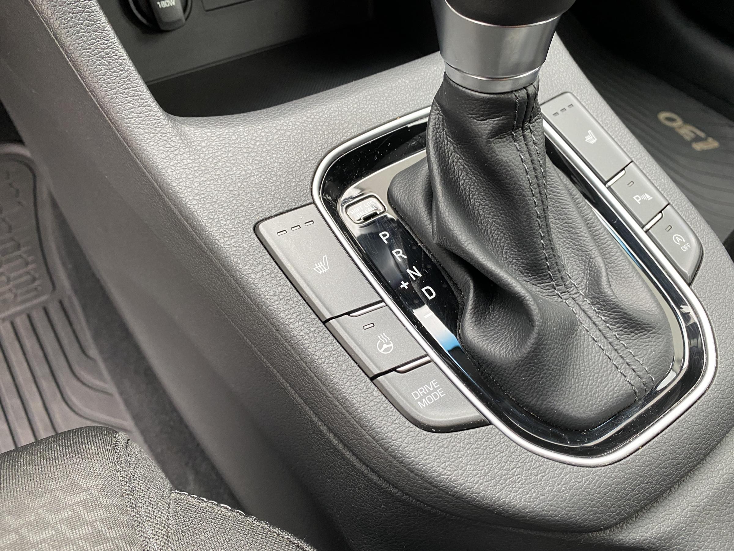 Hyundai i30, 2020 - pohled č. 16