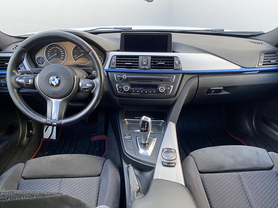 BMW Řada 3 2.0D M Paket 320d xDrive