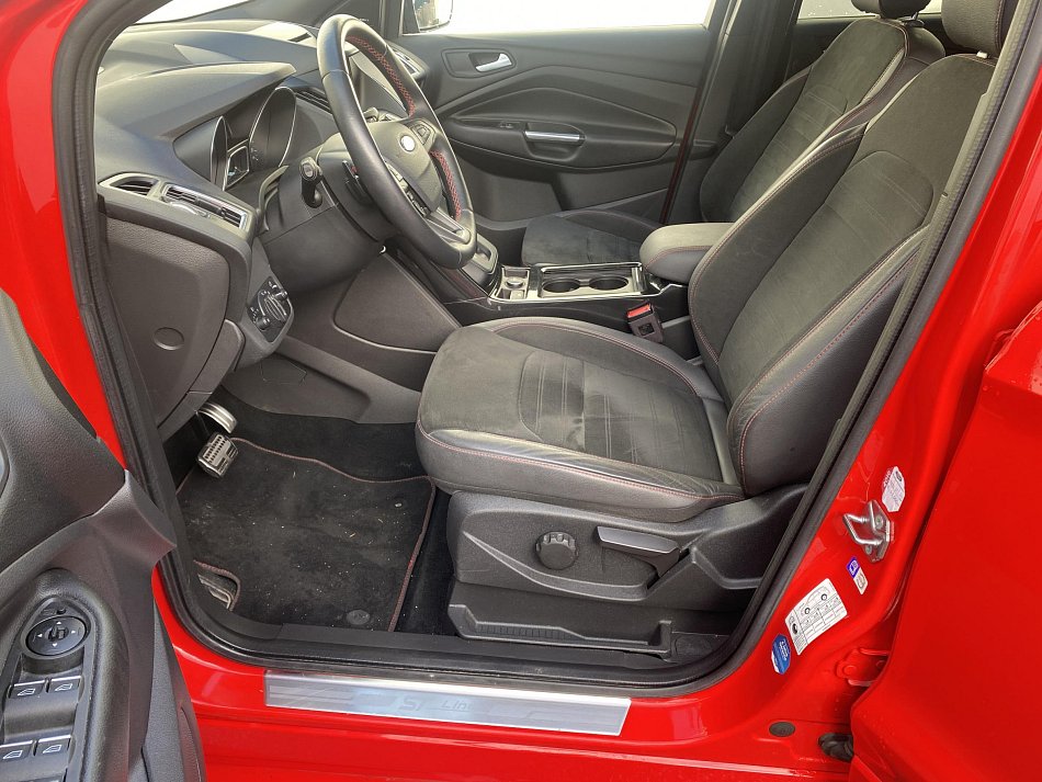 Ford Kuga 2.0 TDCi ST-Line AWD