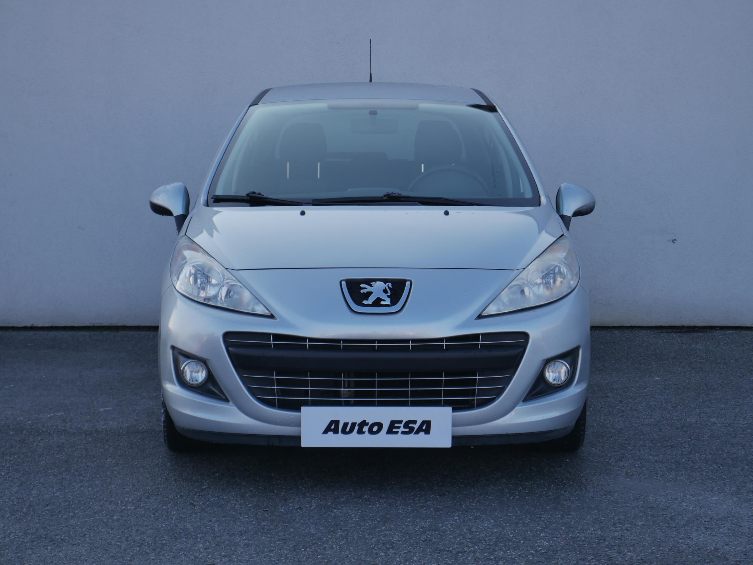 Peugeot 207, 2010 - pohled č. 2