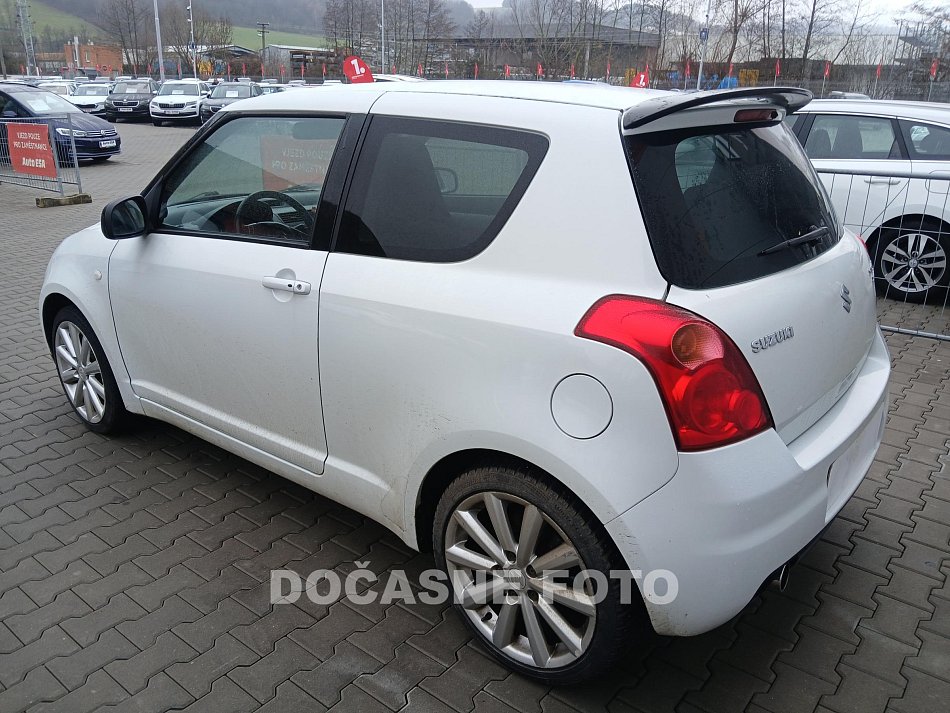 Suzuki Swift 1.6i 