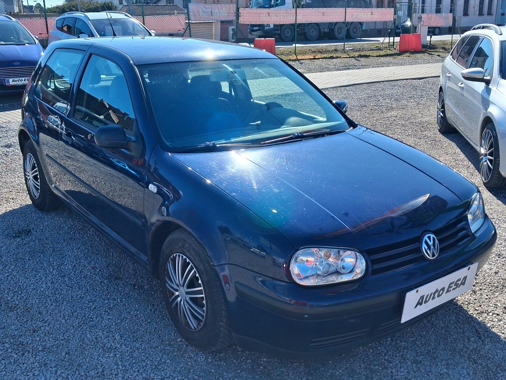 Volkswagen Golf 1.4i 
