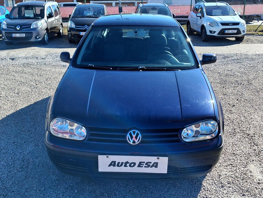 Volkswagen Golf 1.4i 