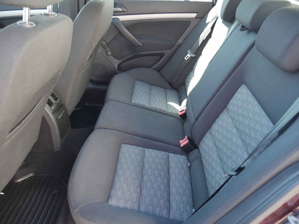 Škoda Octavia II 1.6 TDi Ambition