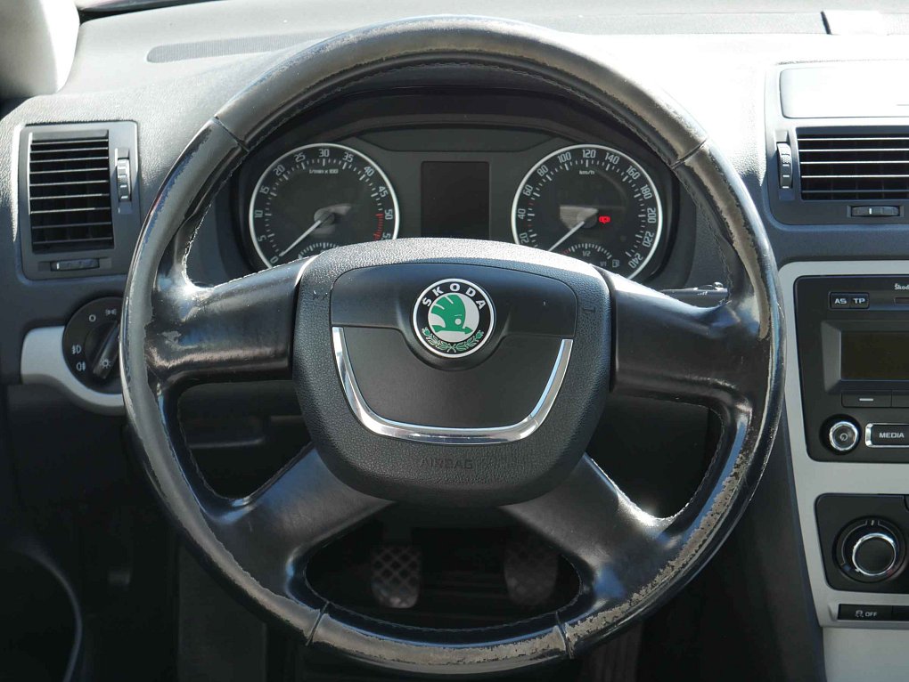 Škoda Octavia II 1.6 TDi Ambition