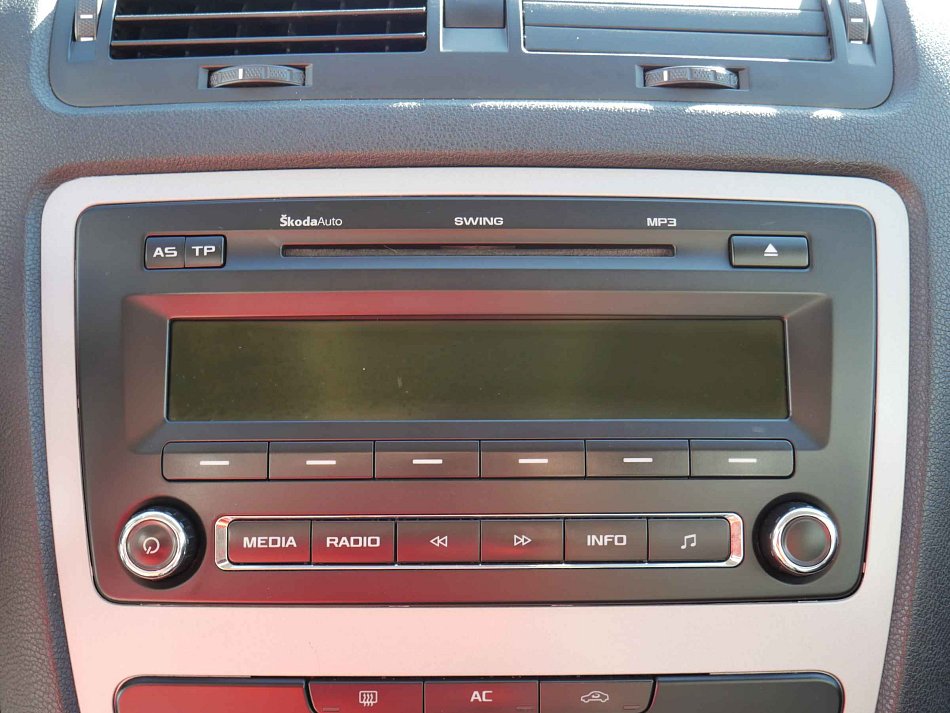 Škoda Octavia II 1.6 TDi Ambition