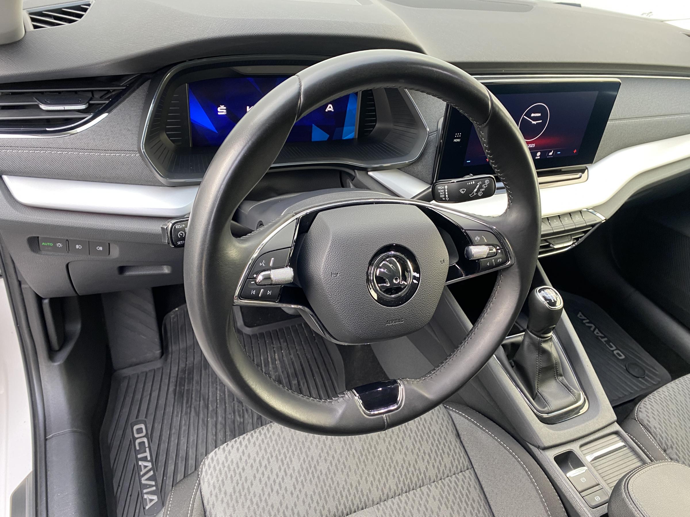 Škoda Octavia IV, 2021 - pohled č. 12