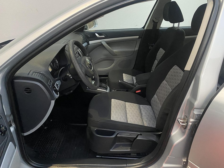 Škoda Octavia II 1.4 TSi Ambiente