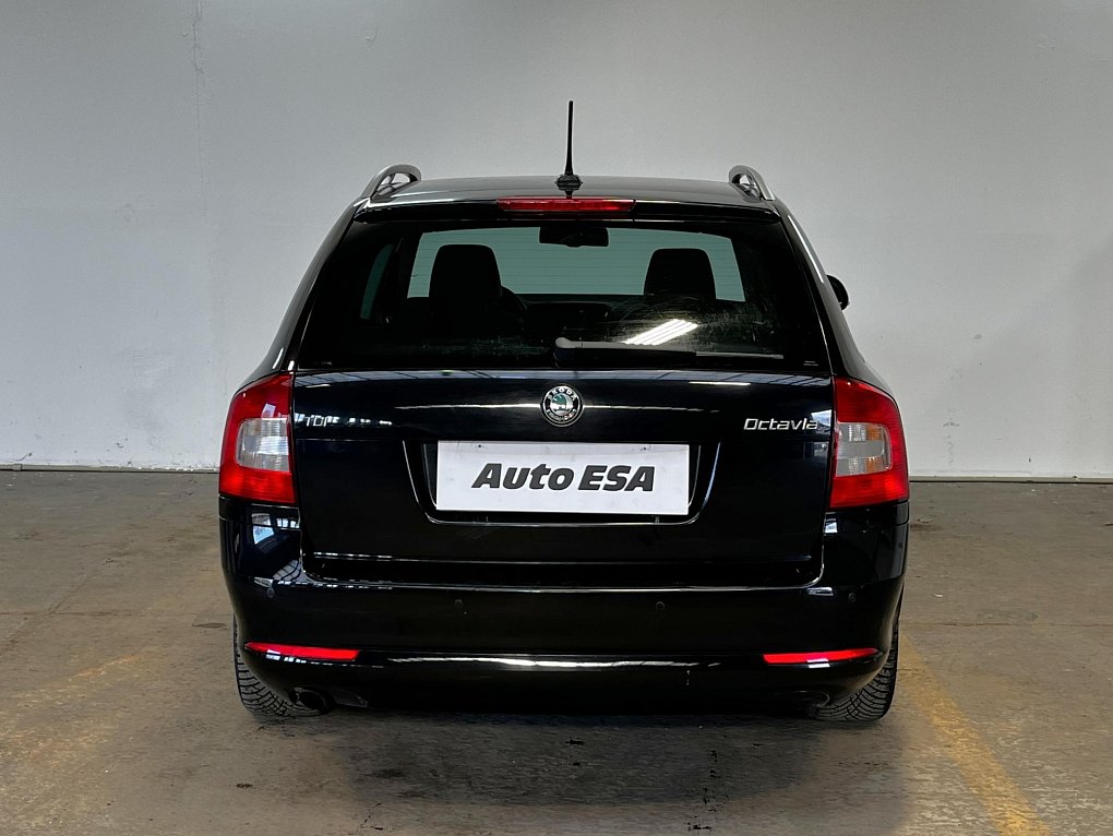 Škoda Octavia II 1.6 TDi Elegance
