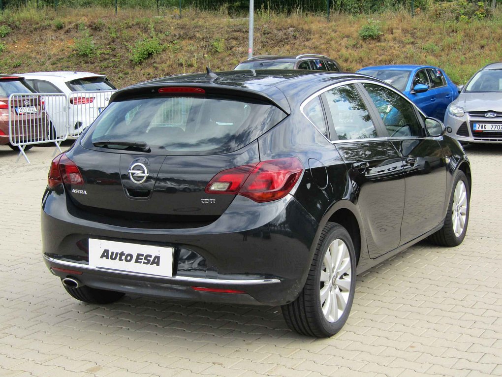 Opel Astra 2.0 CDTi 