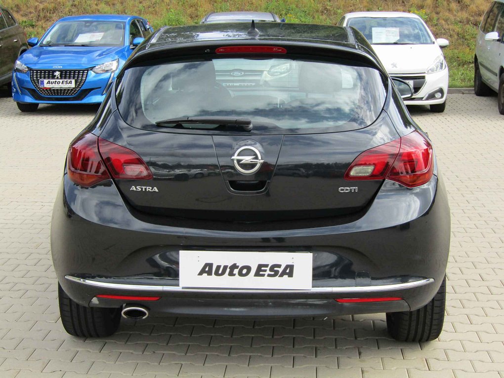 Opel Astra 2.0 CDTi 