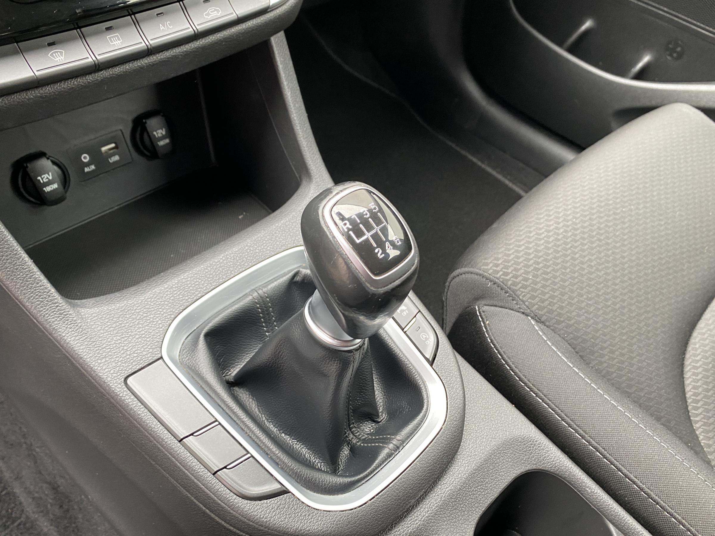 Hyundai i30, 2019 - pohled č. 16