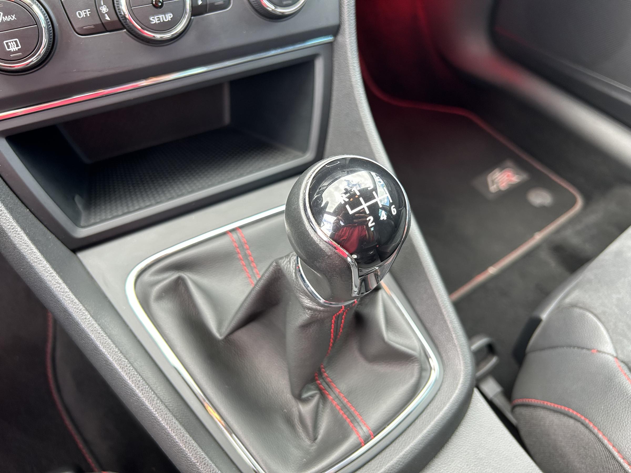 Seat Leon, 2015 - pohled č. 17