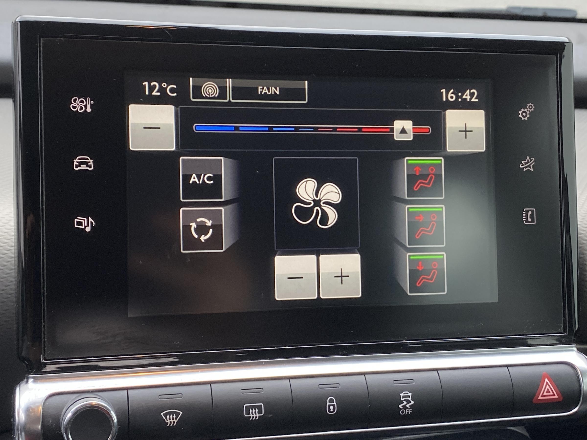 Citroën C4 Cactus, 2017 - pohled č. 16